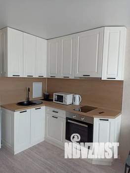 Студия квартира, посуточно, 28м2, 13/18 этаж