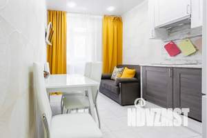 1-к квартира, посуточно, 39м2, 15/25 этаж