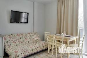 2-к квартира, посуточно, 50м2, 1/20 этаж