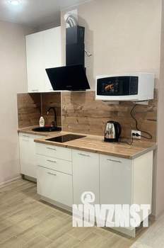 Студия квартира, посуточно, 37м2, 8/17 этаж