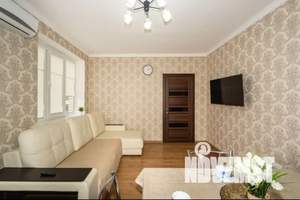 2-к квартира, посуточно, 49м2, 4/7 этаж