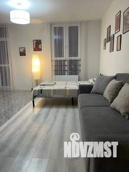 Студия квартира, посуточно, 35м2, 2/16 этаж