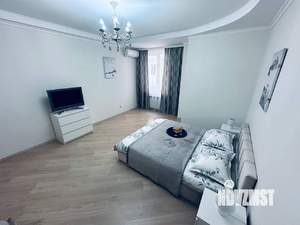 1-к квартира, посуточно, 55м2, 5/19 этаж