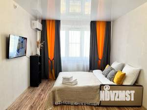 1-к квартира, посуточно, 39м2, 9/18 этаж