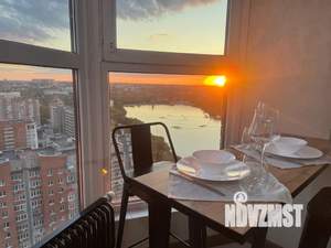 Студия квартира, посуточно, 20м2, 24/24 этаж