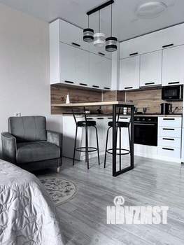 Студия квартира, посуточно, 35м2, 24/25 этаж