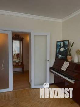 1-к квартира, посуточно, 60м2, 1/1 этаж