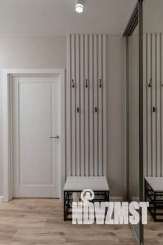 1-к квартира, посуточно, 38м2, 4/25 этаж