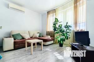 1-к квартира, посуточно, 48м2, 12/16 этаж