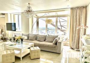 Студия квартира, посуточно, 60м2, 16/16 этаж