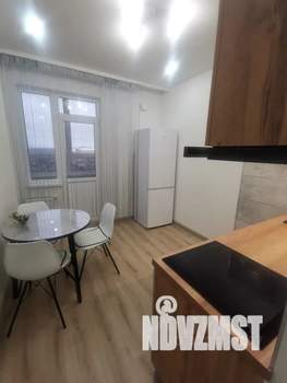 1-к квартира, посуточно, 32м2, 18/24 этаж