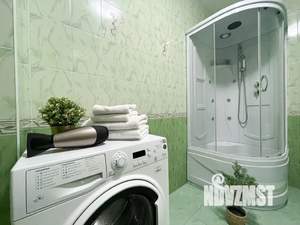 1-к квартира, посуточно, 40м2, 13/25 этаж