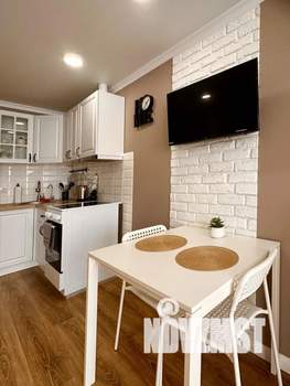 1-к квартира, посуточно, 33м2, 4/9 этаж
