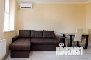 1-к квартира, посуточно, 35м2, 16/22 этаж