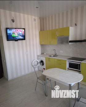 Студия квартира, на длительный срок, 36м2, 7/18 этаж