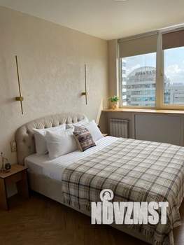 1-к квартира, посуточно, 50м2, 18/32 этаж