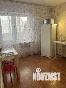 1-к квартира, посуточно, 38м2, 16/17 этаж