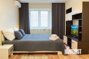 1-к квартира, посуточно, 39м2, 10/18 этаж