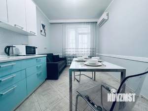 1-к квартира, посуточно, 55м2, 5/19 этаж