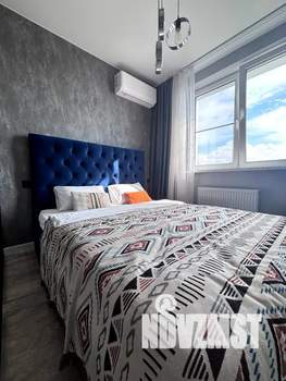 Студия квартира, посуточно, 28м2, 15/25 этаж