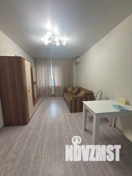 Студия квартира, посуточно, 25м2, 2/18 этаж