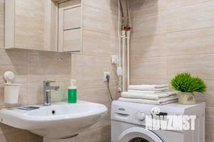 1-к квартира, посуточно, 35м2, 21/22 этаж