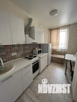 1-к квартира, посуточно, 40м2, 2/25 этаж