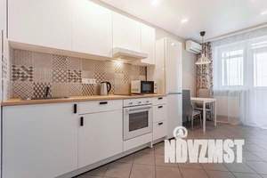 1-к квартира, посуточно, 40м2, 17/24 этаж