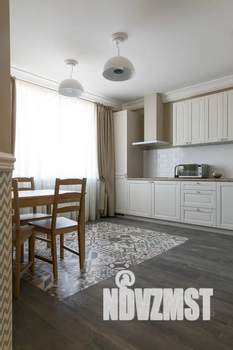 2-к квартира, посуточно, 42м2, 7/21 этаж