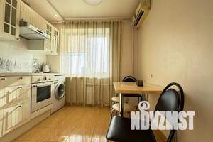 1-к квартира, посуточно, 38м2, 13/15 этаж