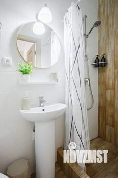 Студия квартира, посуточно, 18м2, 1/3 этаж