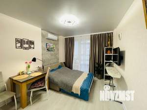 Студия квартира, посуточно, 30м2, 13/20 этаж