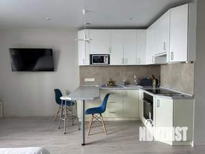 Студия квартира, посуточно, 40м2, 13/17 этаж