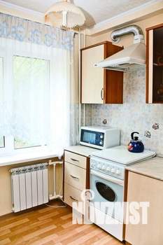 2-к квартира, посуточно, 44м2, 1/1 этаж