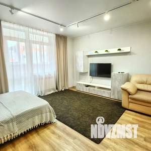 1-к квартира, посуточно, 38м2, 2/17 этаж