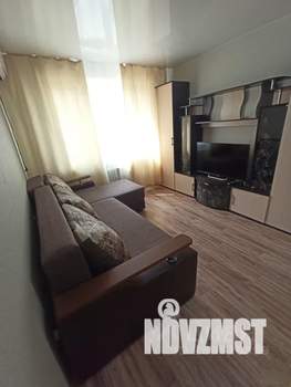 1-к квартира, посуточно, 40м2, 2/18 этаж