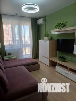 1-к квартира, посуточно, 39м2, 9/18 этаж