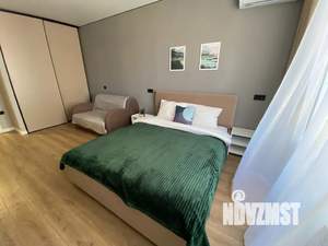 Студия квартира, посуточно, 45м2, 6/24 этаж
