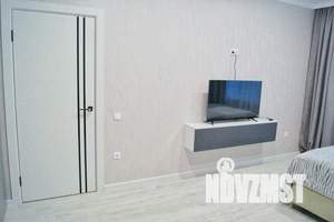 1-к квартира, посуточно, 39м2, 14/23 этаж