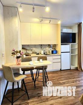 1-к квартира, посуточно, 35м2, 14/25 этаж