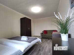 1-к квартира, посуточно, 40м2, 1/1 этаж