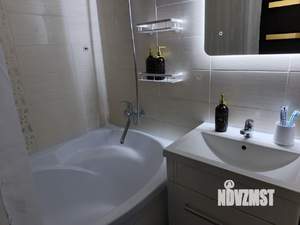 1-к квартира, посуточно, 37м2, 1/18 этаж