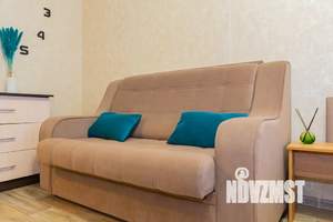 1-к квартира, посуточно, 33м2, 2/20 этаж