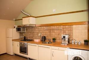 3-к квартира, посуточно, 120м2, 1/1 этаж