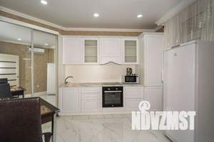 1-к квартира, посуточно, 40м2, 17/21 этаж