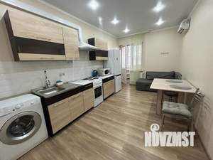 1-к квартира, посуточно, 40м2, 9/25 этаж