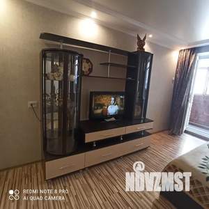 1-к квартира, посуточно, 40м2, 4/16 этаж