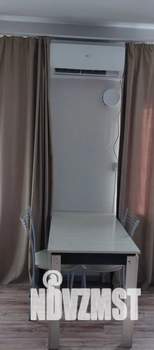 Студия квартира, посуточно, 36м2, 3/16 этаж