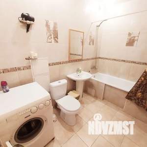 1-к квартира, посуточно, 42м2, 2/17 этаж