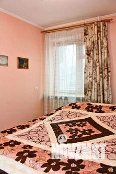 2-к квартира, посуточно, 44м2, 1/1 этаж